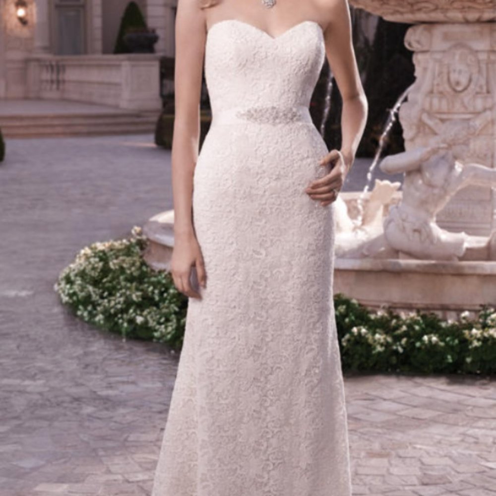 Wedding dress